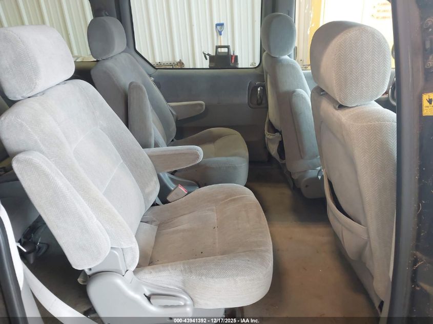 2005 Kia Sedona Ex/Lx VIN: KNDUP132856700353 Lot: 43941392