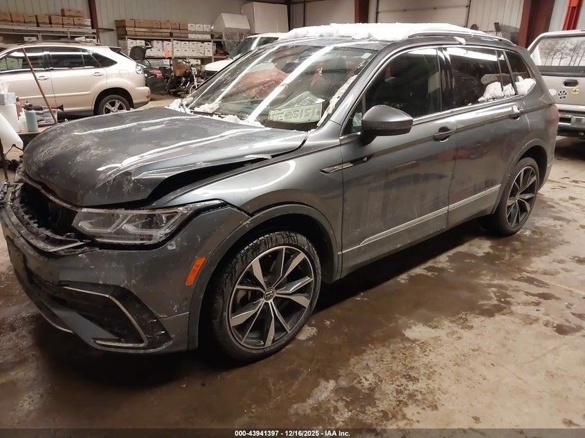 VIN 3VV4B7AX3NM145247 2022 VOLKSWAGEN TIGUAN 2.0T SEL R-LINE