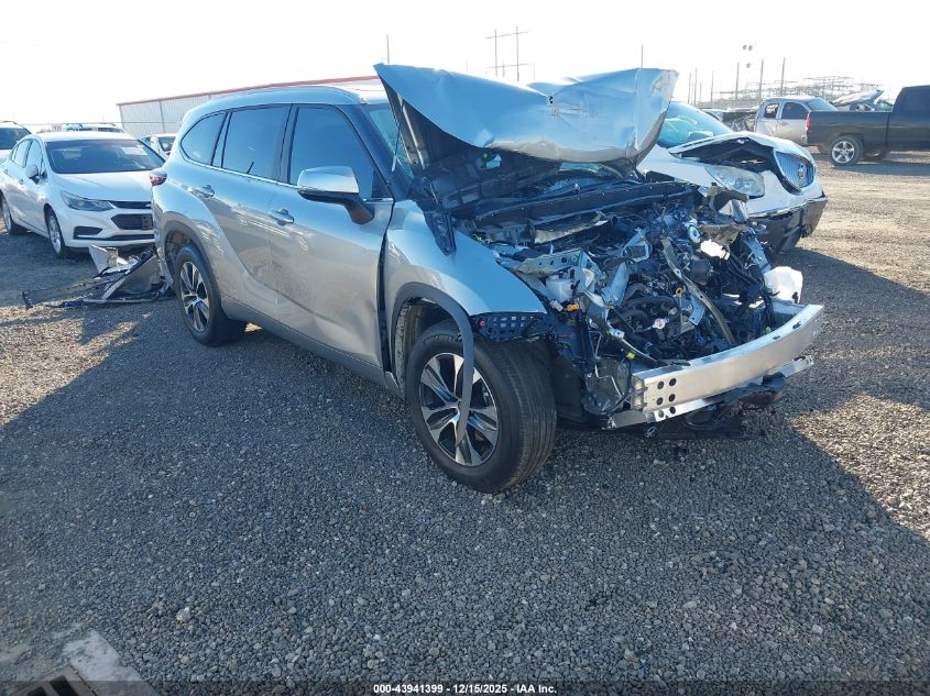 TOYOTA HIGHLANDER XLE