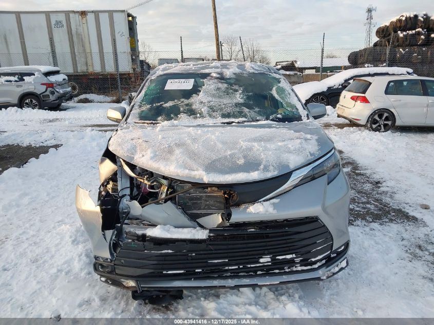 2025 Toyota Sienna - 5TDYSKFC7SS202425