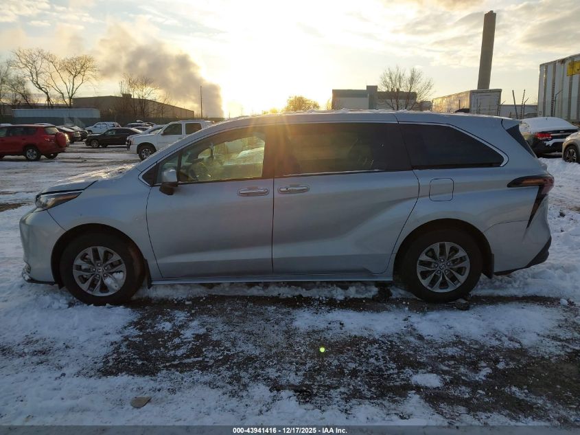 2025 Toyota Sienna - 5TDYSKFC7SS202425