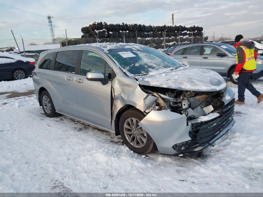 2025 Toyota Sienna - 5TDYSKFC7SS202425