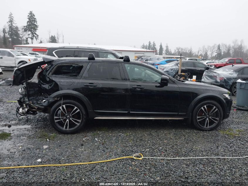 2019 Volvo V90 Cross Country T5 VIN: YV4102NK1K1084706 Lot: 43941420