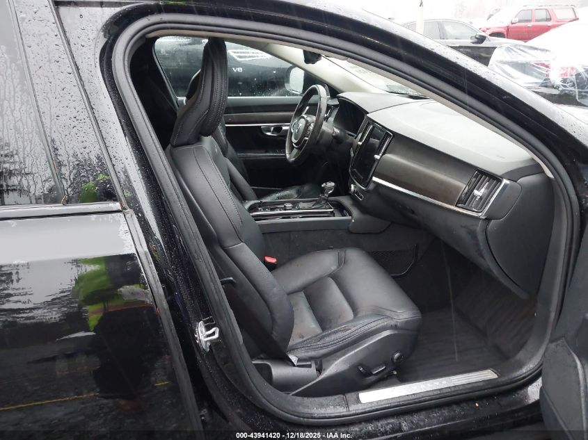 2019 Volvo V90 Cross Country T5 VIN: YV4102NK1K1084706 Lot: 43941420