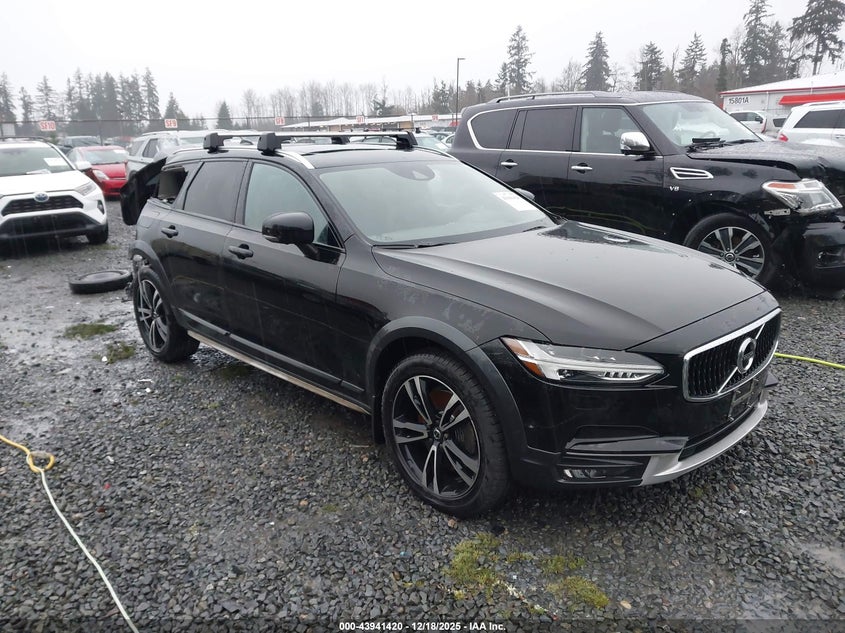 VOLVO V90 T5