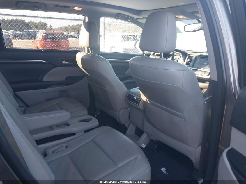 2014 Toyota Highlander Limited Platinum V6 VIN: 5TDDKRFH5ES033478 Lot: 43941430