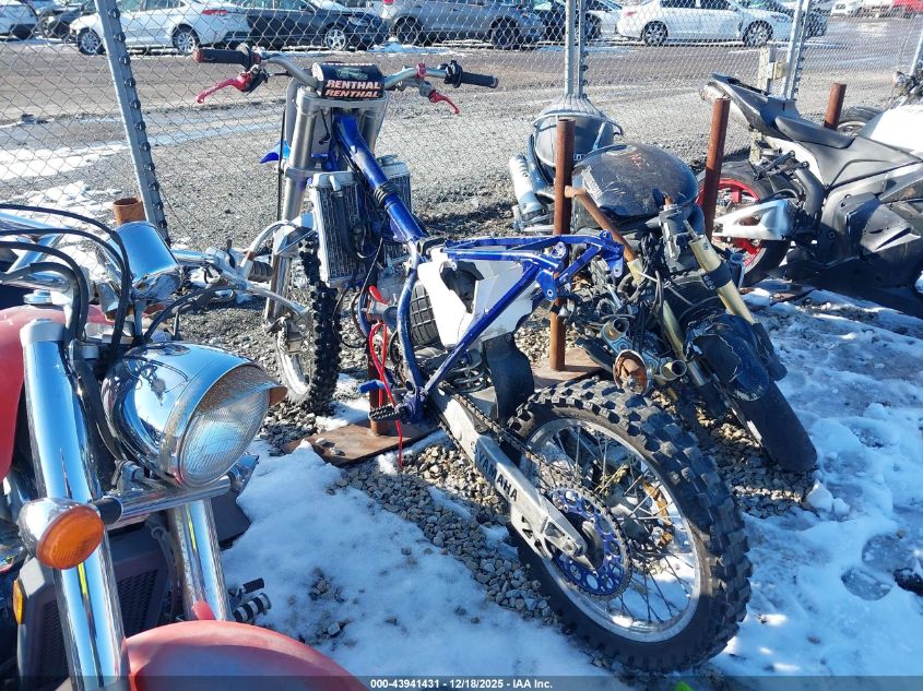 2001 Yamaha Yz125 VIN: JYACE08C01A003355 Lot: 43941431