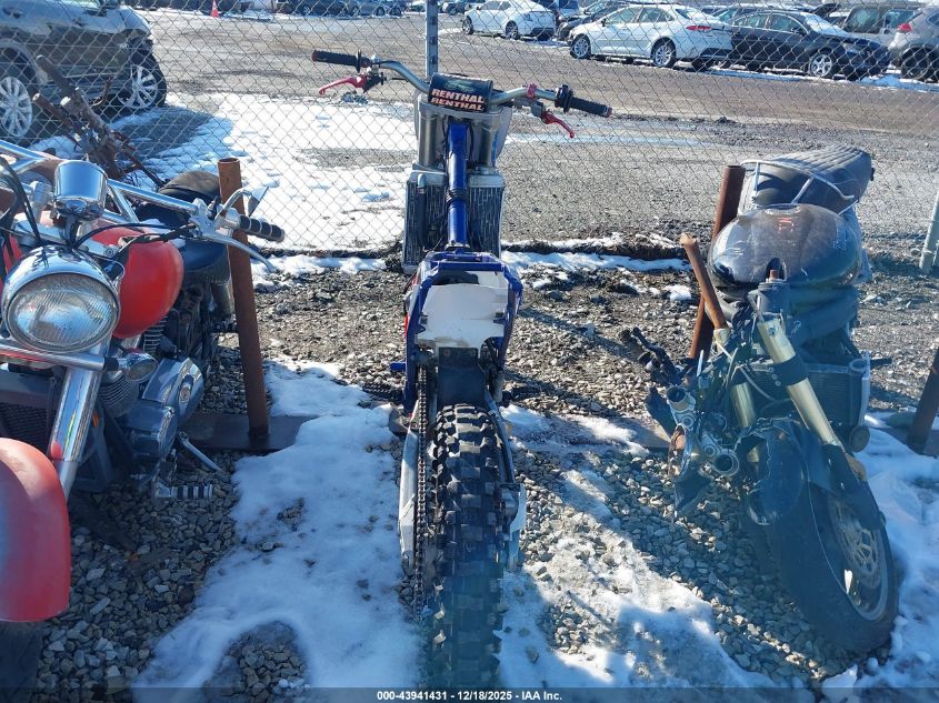 2001 Yamaha Yz125 VIN: JYACE08C01A003355 Lot: 43941431