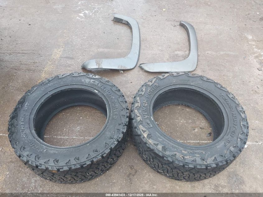 2002 Chevrolet Silverado 2500Hd Ls VIN: 1GCHK29U72Z127082 Lot: 43941433