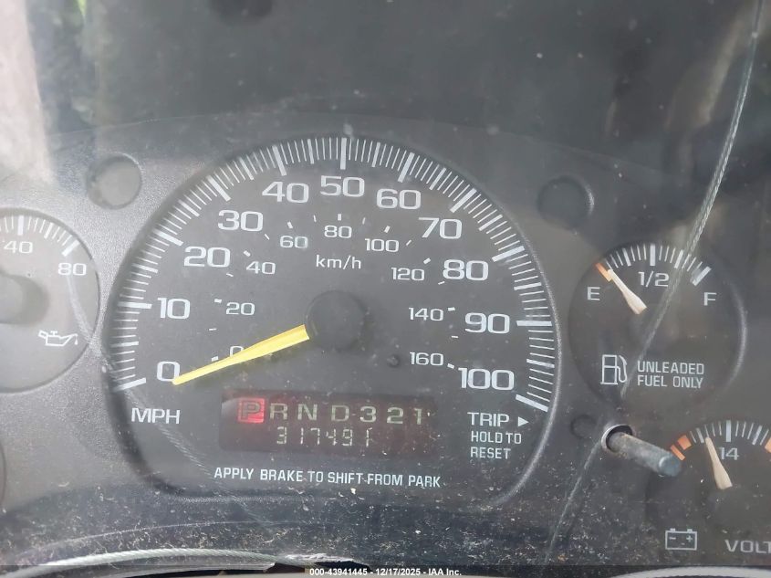 2000 Chevrolet Astro VIN: 1GNDM19W0YB182440 Lot: 43941445