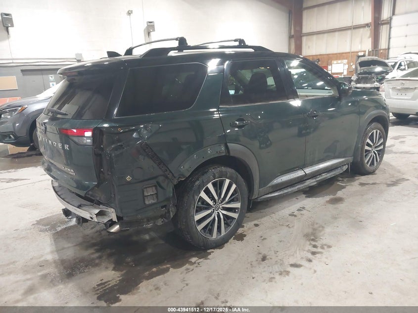 2022 Nissan Pathfinder Platinum 4Wd