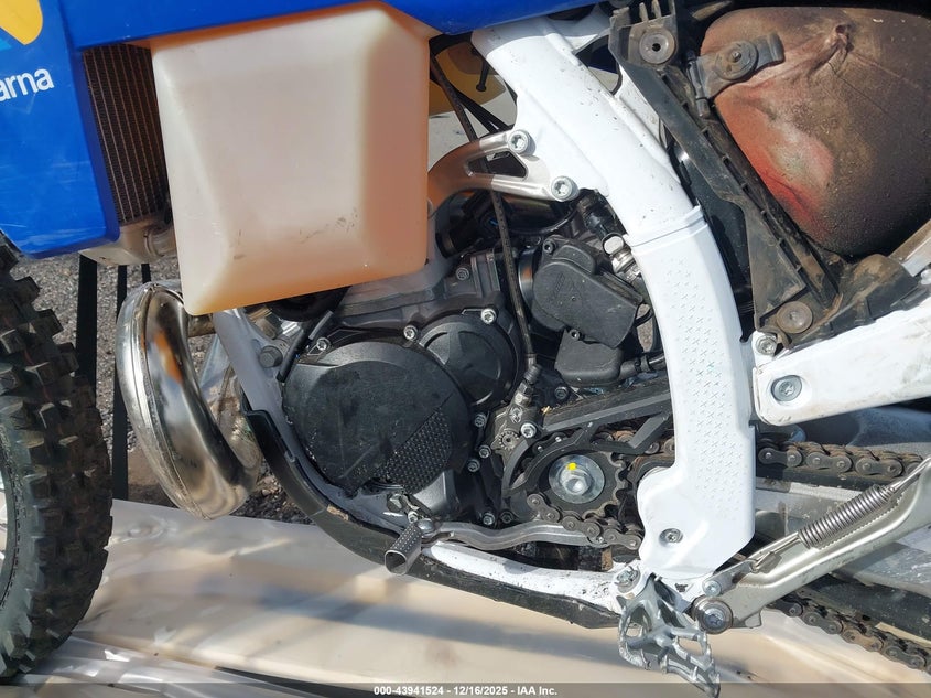 2025 Husqvarna Tx 300 VIN: VBKUCP23XSM310546 Lot: 43941524