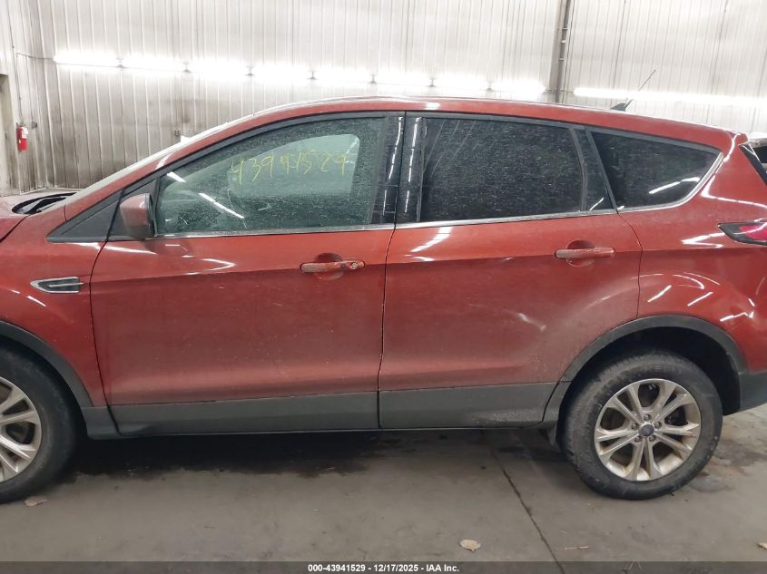 2019 Ford Escape Se VIN: 1FMCU9GD3KUB27802 Lot: 43941529