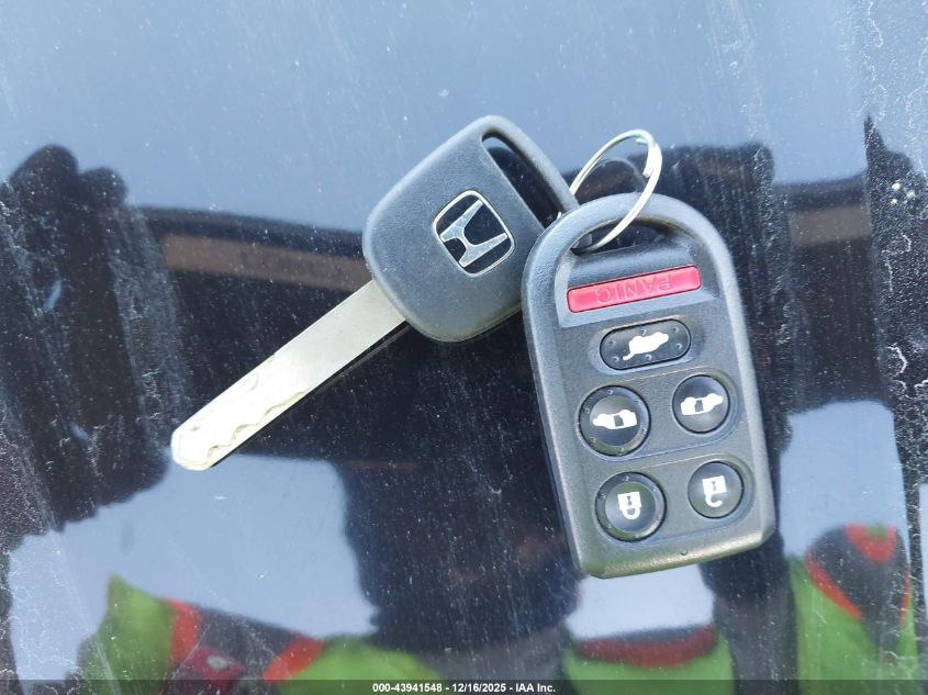 2010 Honda Odyssey Touring VIN: 5FNRL3H98AB053714 Lot: 43941548