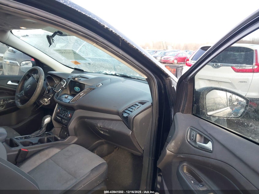 1FMCU9GD0JUD48269 2018 FORD ESCAPE photo no. 5