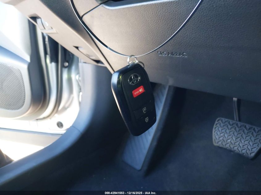 2026 Toyota Corolla Cross Hybrid Se VIN: 7MUFBABG9TV098232 Lot: 43941553