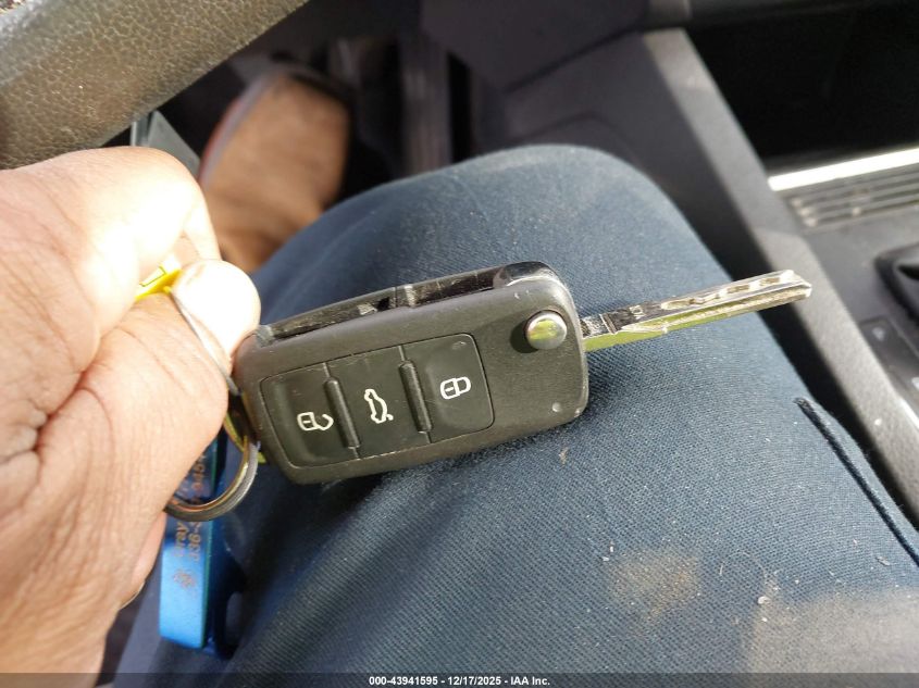 2017 Volkswagen Jetta 1.4T S VIN: 3VW2B7AJ3HM301418 Lot: 43941595