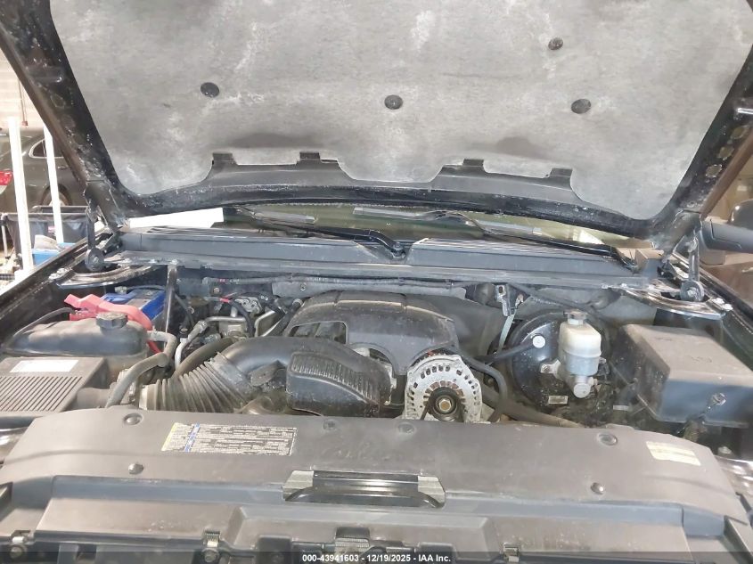 2009 GMC Yukon Denali VIN: 1GKFK03289J122909 Lot: 43941603