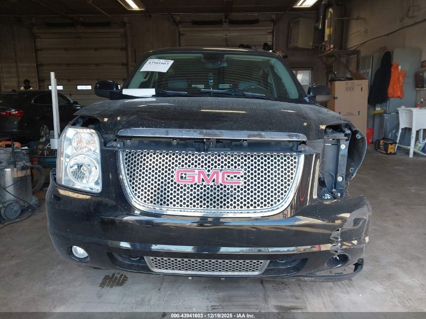 2009 GMC Yukon Denali VIN: 1GKFK03289J122909 Lot: 43941603