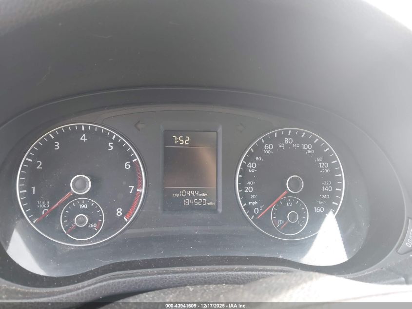 2013 Volkswagen Passat 2.5L S VIN: 1VWAP7A31DC102474 Lot: 43941609