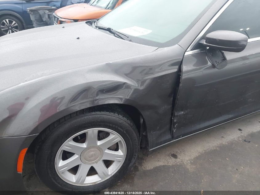 2015 Chrysler 300 Limited VIN: 2C3CCAAG5FH818175 Lot: 43941620