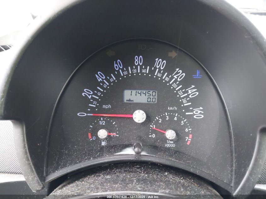 2000 Volkswagen New Beetle Gls 1.8L Turbo VIN: 3VWCD21C3YM484127 Lot: 43941628