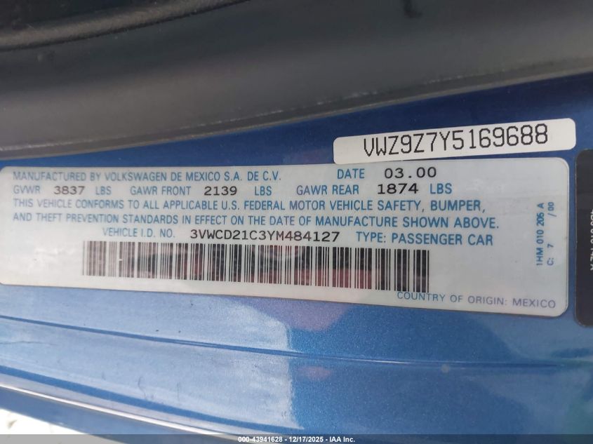 2000 Volkswagen New Beetle Gls 1.8L Turbo VIN: 3VWCD21C3YM484127 Lot: 43941628