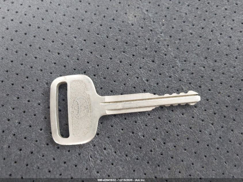 2003 Toyota Matrix Xrs VIN: 2T1KY32E43C112550 Lot: 43941632