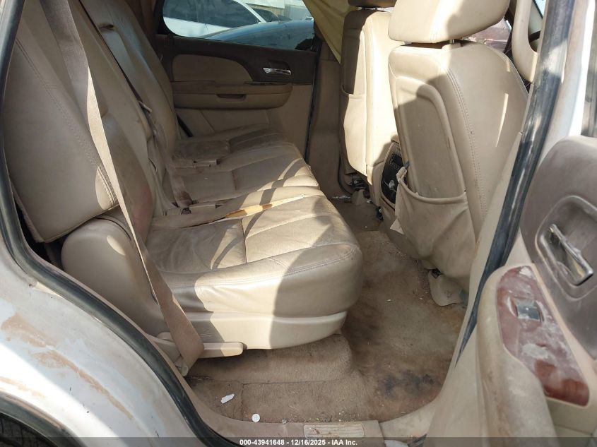 2007 GMC Yukon Slt VIN: 1GKFK13087R394573 Lot: 43941648