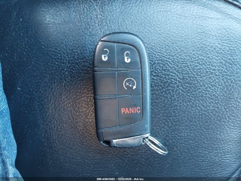 2018 Jeep Compass Limited 4X4 VIN: 3C4NJDCB3JT433310 Lot: 43941652