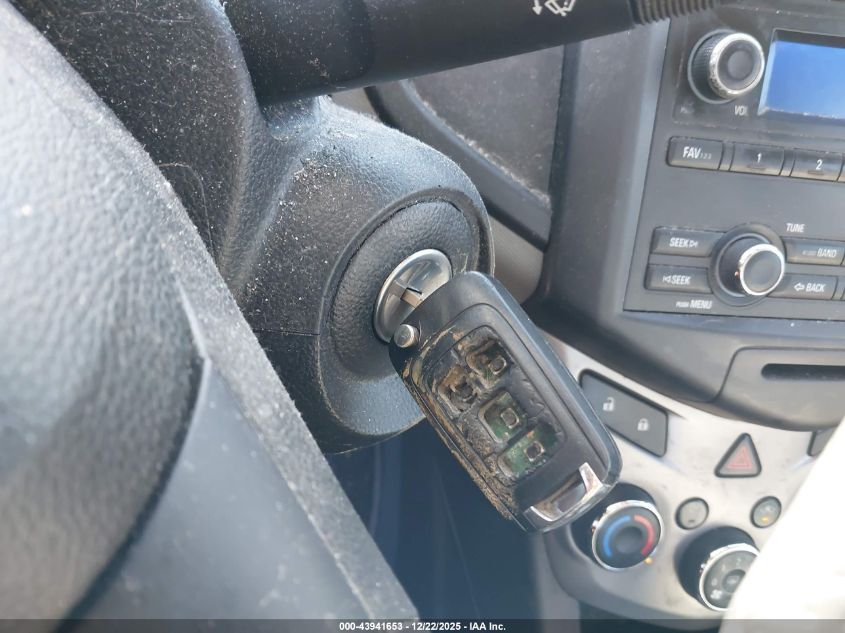 2013 Chevrolet Sonic Ls Auto VIN: 1G1JA5SG7D4133886 Lot: 43941653