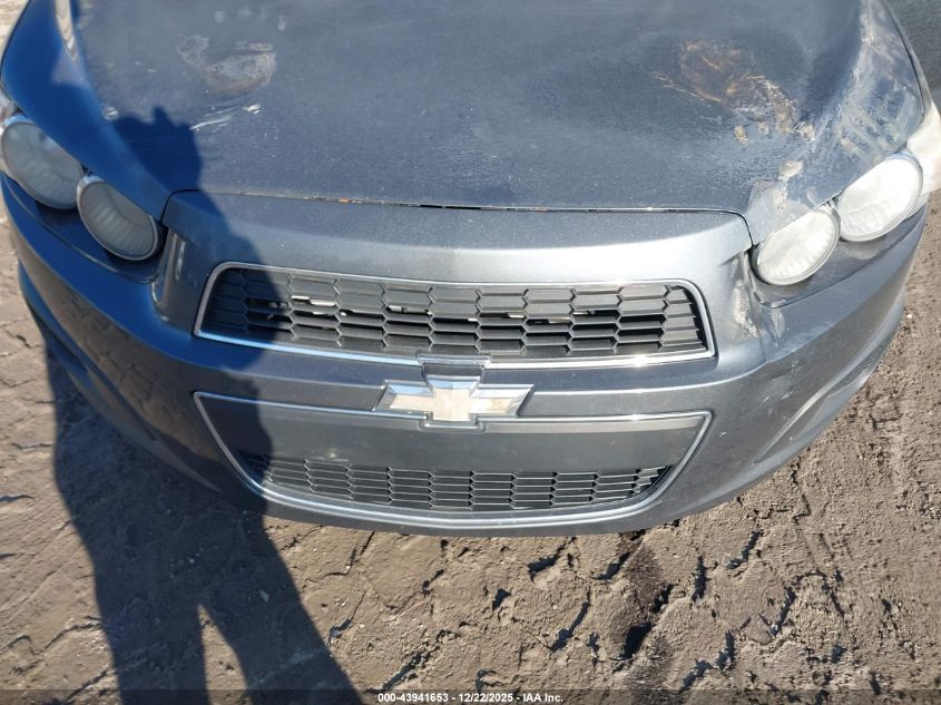 2013 Chevrolet Sonic Ls Auto VIN: 1G1JA5SG7D4133886 Lot: 43941653