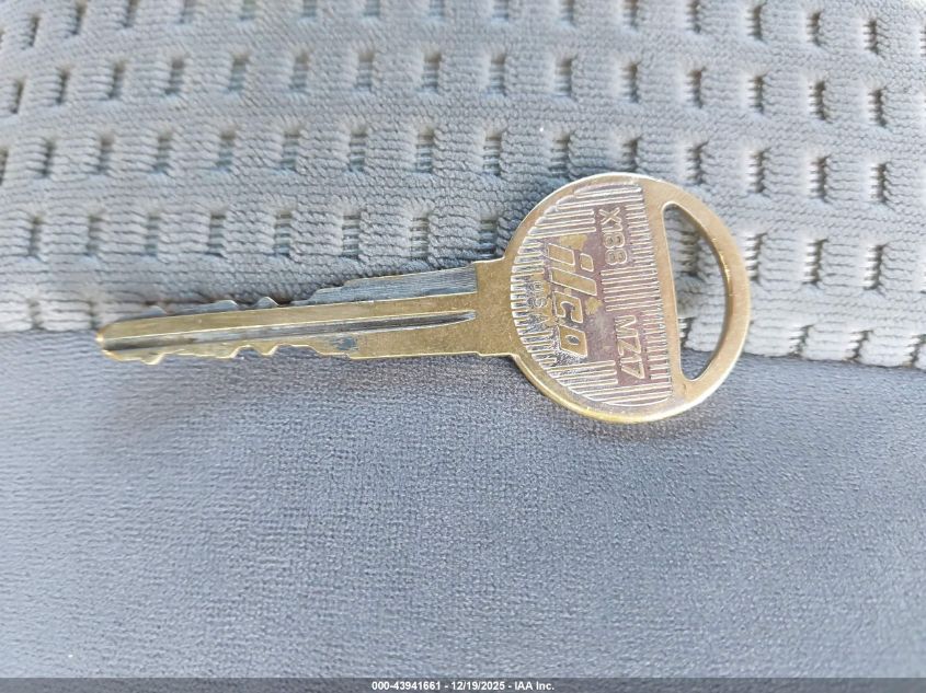 2005 Mazda Mpv Lx VIN: JM3LW28J850542756 Lot: 43941661