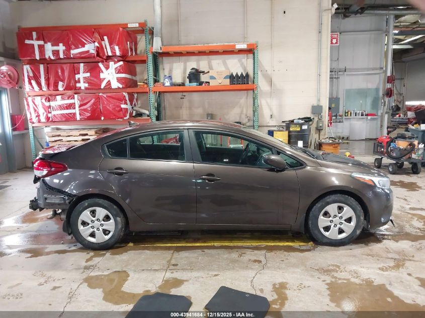 2017 Kia Forte Lx VIN: 3KPFK4A77HE076082 Lot: 43941684