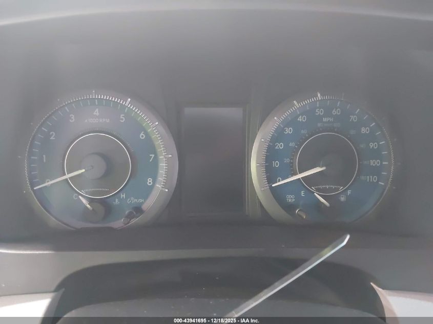 2015 Toyota Sienna Xle 8 Passenger VIN: 5TDYK3DC6FS565071 Lot: 43941695