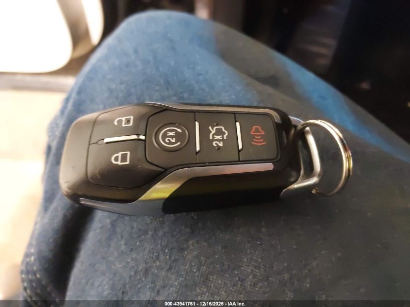 2015 Ford Edge Titanium VIN: 2FMTK4K97FBB10217 Lot: 43941761