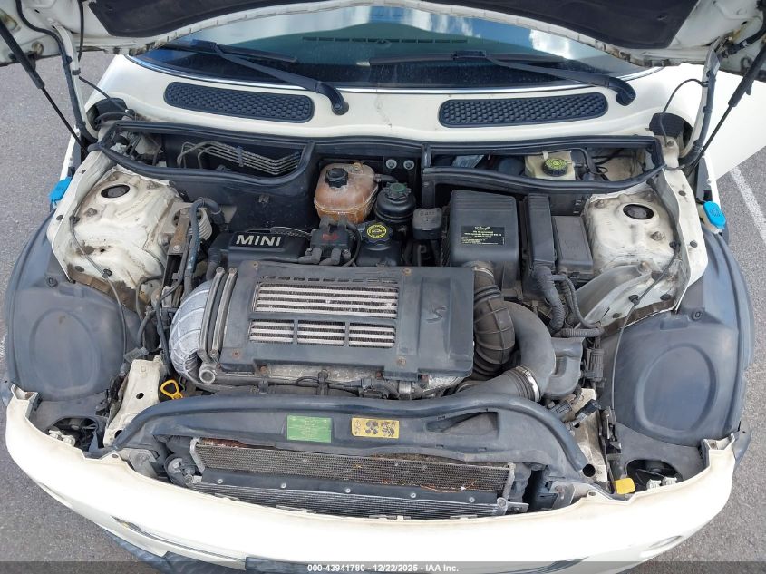 2004 Mini Cooper S VIN: WMWRE33404TD76145 Lot: 43941780