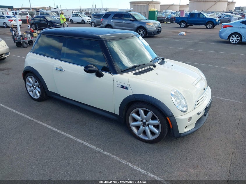 WMWRE33404TD76145 2004 Mini Cooper S auction photo 1
