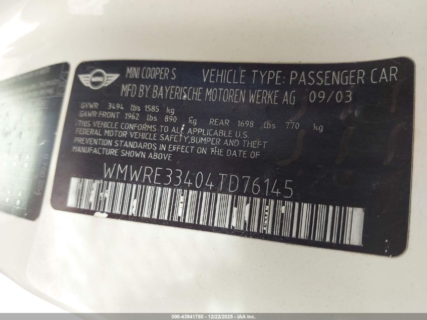 2004 Mini Cooper S VIN: WMWRE33404TD76145 Lot: 43941780