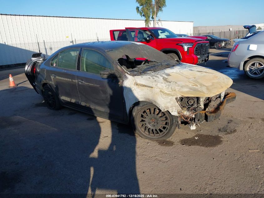 VOLKSWAGEN JETTA 2.0L S