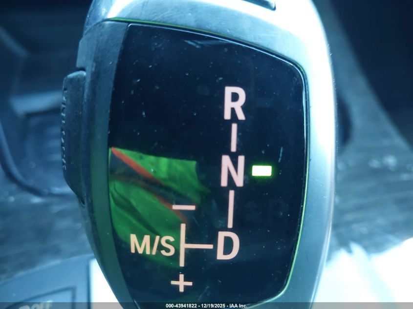 2017 BMW X3 Sdrive28I VIN: 5UXWZ7C30H0X39569 Lot: 43941822