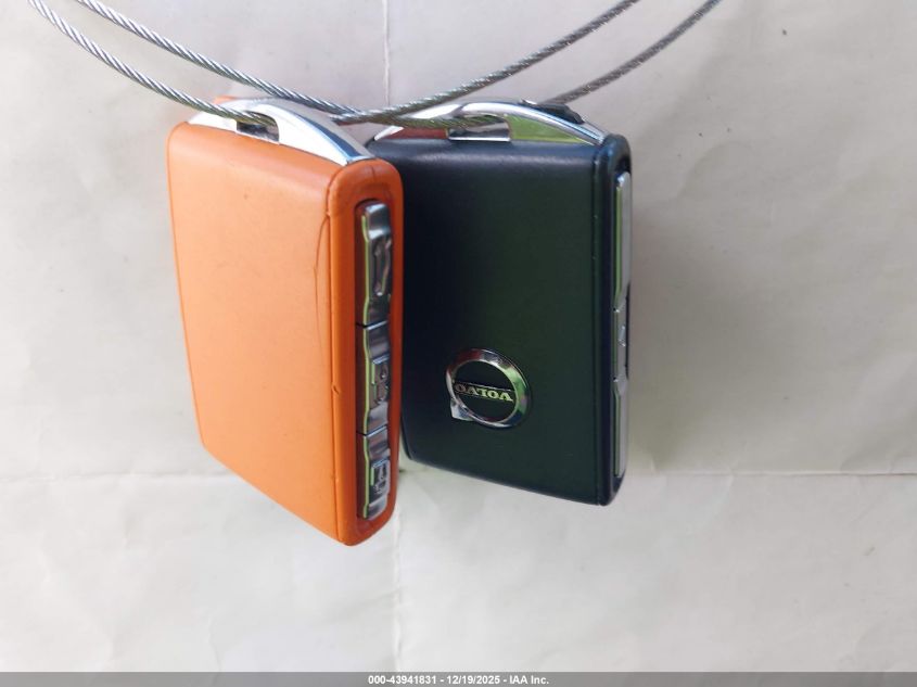 2021 Volvo Xc90 T6 Inscription 7 Passenger VIN: YV4A22PL4M1759063 Lot: 43941831