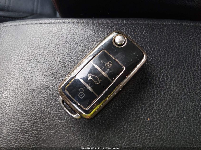 2014 Volkswagen Jetta 1.8T Sel VIN: 3VWL17AJ1EM330757 Lot: 43941833