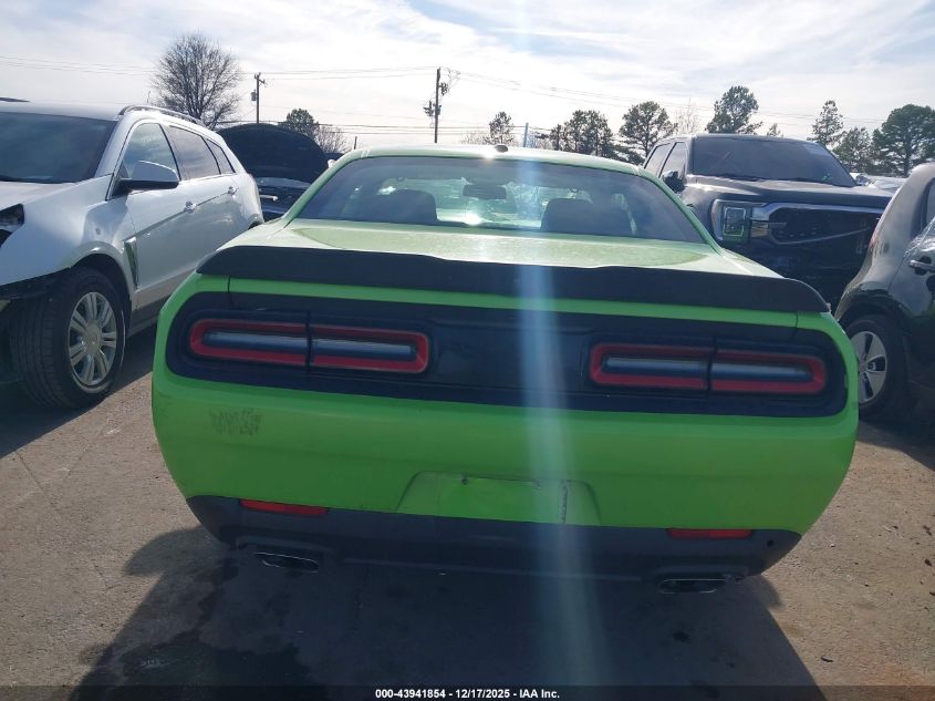 2015 Dodge Challenger R/T VIN: 2C3CDZAT5FH707781 Lot: 43941854