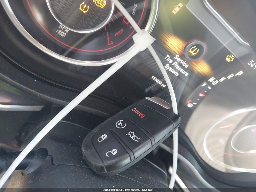 2015 Dodge Challenger R/T VIN: 2C3CDZAT5FH707781 Lot: 43941854