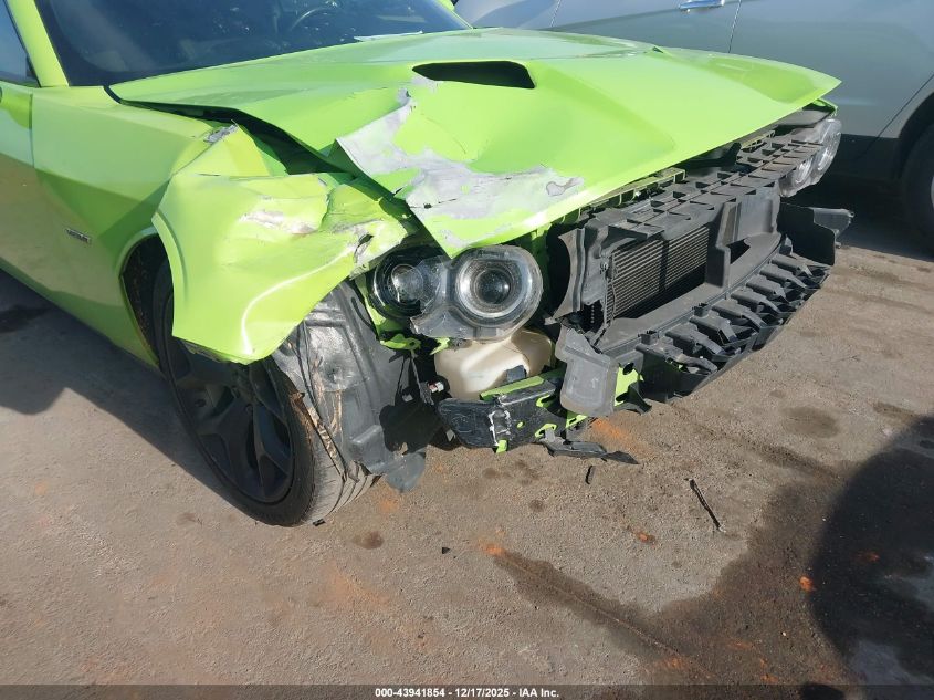 2015 Dodge Challenger R/T VIN: 2C3CDZAT5FH707781 Lot: 43941854