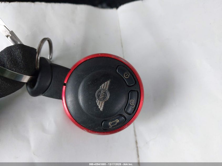 2007 Mini Cooper S VIN: WMWMF73507TL91706 Lot: 43941885