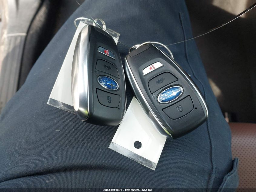 2025 Subaru Forester Touring VIN: JF2SLDTC8SH567690 Lot: 43941891