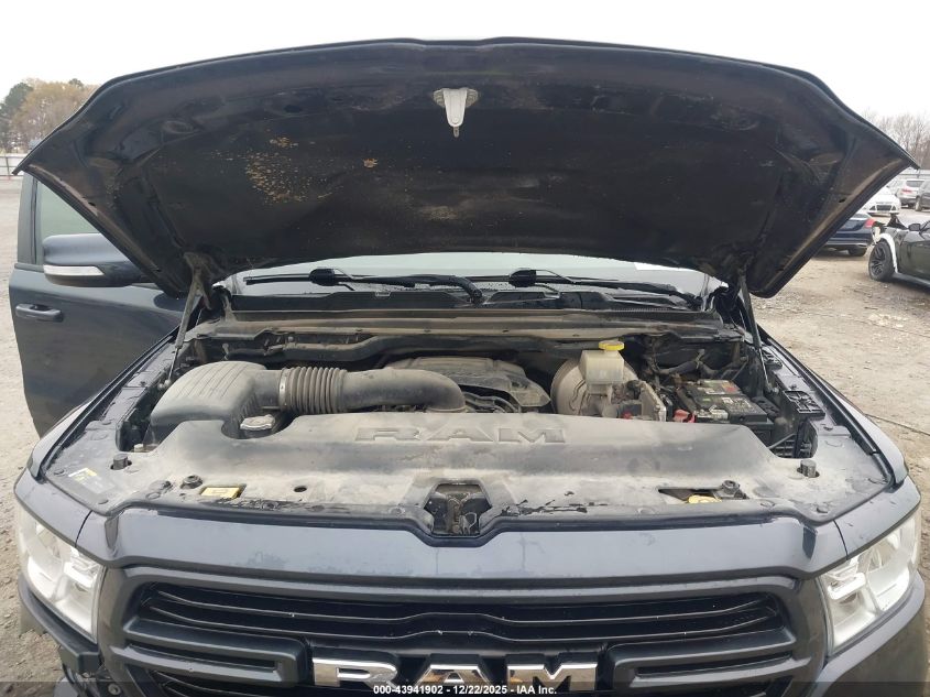 2019 Ram 1500 Big Horn/Lone Star 4X4 5'7 Box VIN: 1C6SRFFT4KN695096 Lot: 43941902