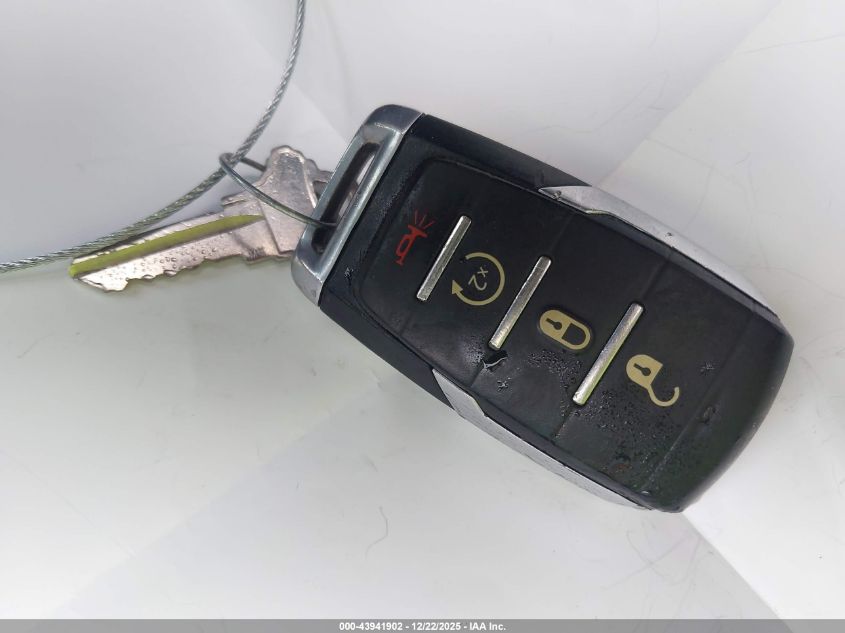 2019 Ram 1500 Big Horn/Lone Star 4X4 5'7 Box VIN: 1C6SRFFT4KN695096 Lot: 43941902